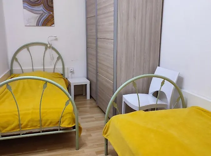 Maison Climatisee ,2 Chambres, Parking Compris بيت للعطل